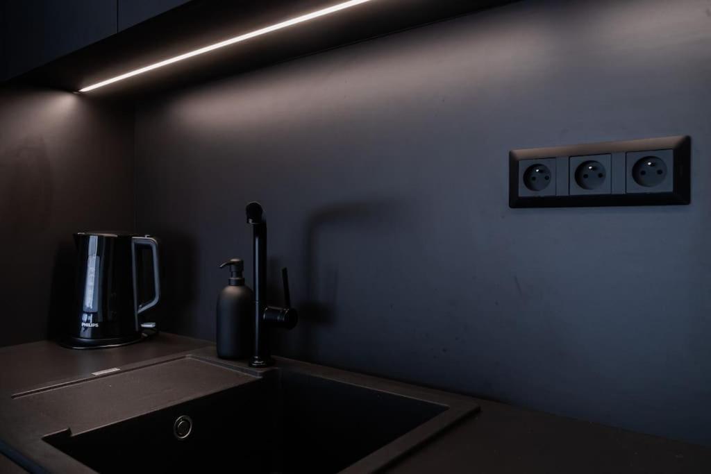 Parkside Harmony Apartment - Брно Экстерьер фото