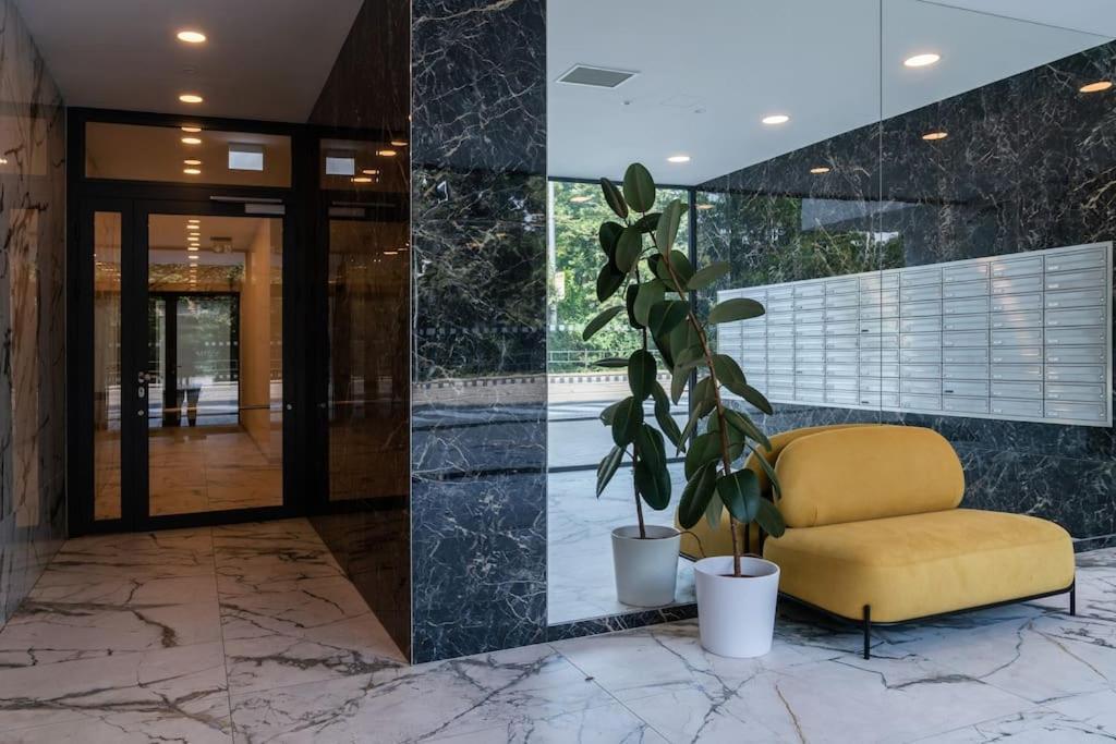 Parkside Harmony Apartment - Брно Экстерьер фото